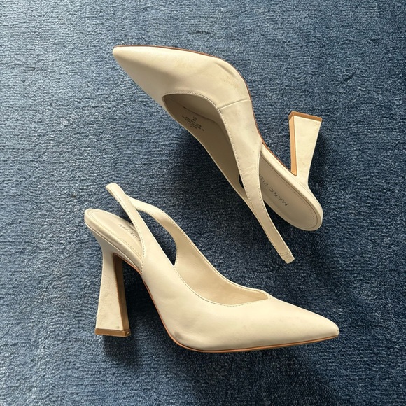 Marc Fisher Cream Scully Pump - Picture 2 of 6